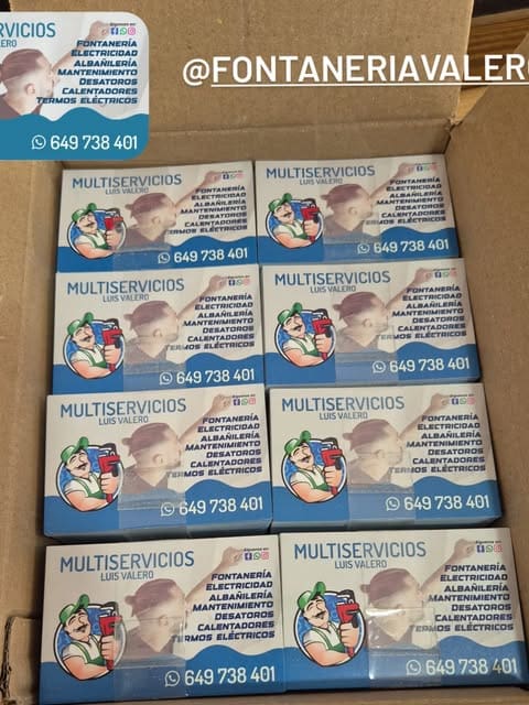 Tarjetas impresas de Multiservicios Luis Valero realizado por IDEA STUDIO